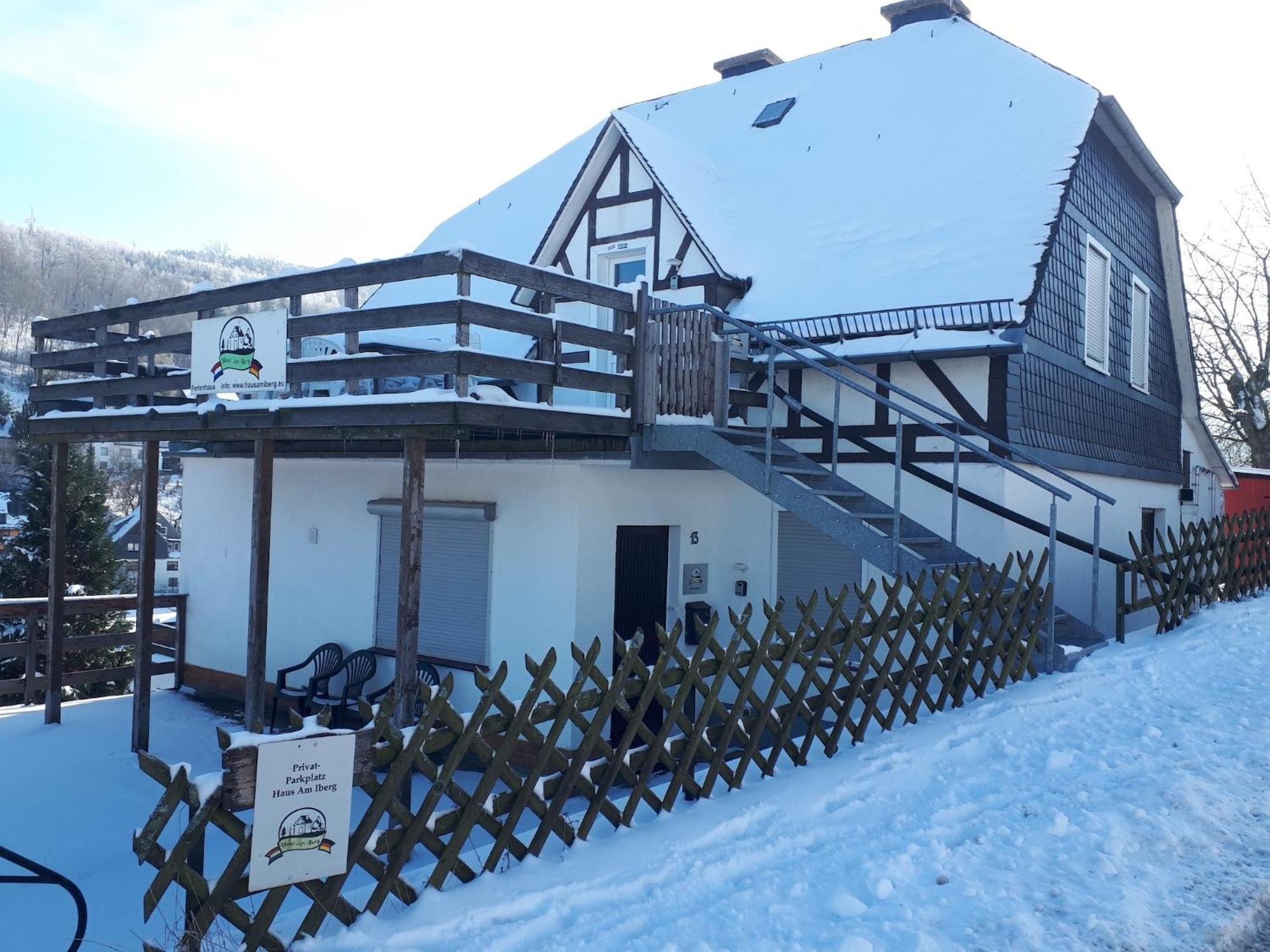 Cosy Apartment In Schwalefeld Near Willingen With Private Terrace エクステリア 写真